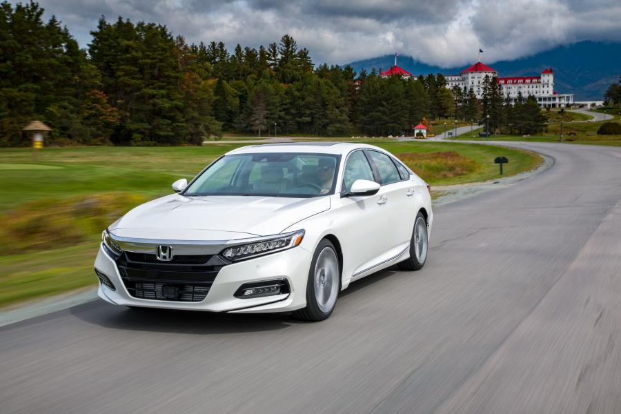  Honda Accord Touring 1.5T 2017 года  (NA) (фото 2 из 33)
